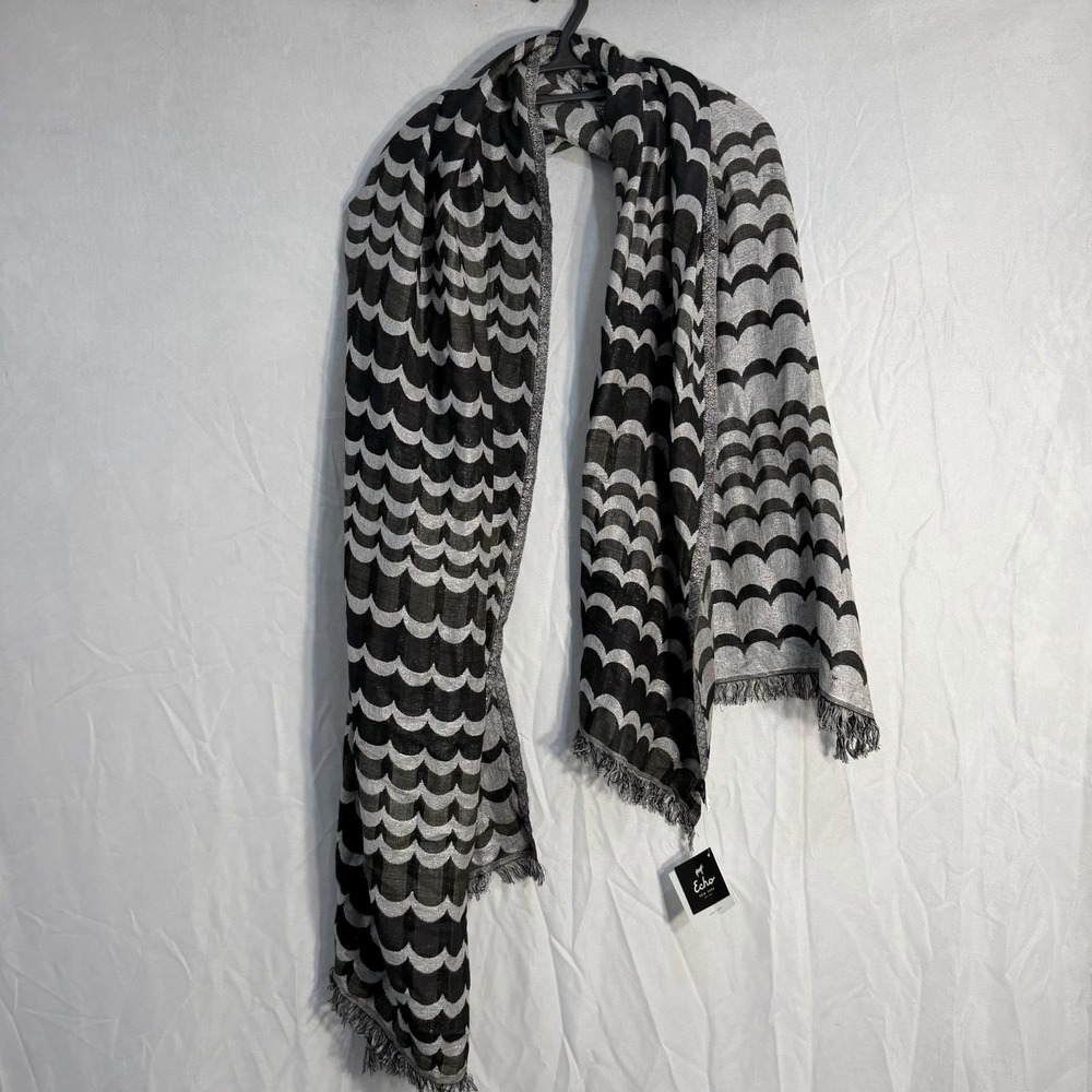 Echo New York Scarf Black Gray Wave Pattern Fringe Rayon Wool Blend Preppy Style